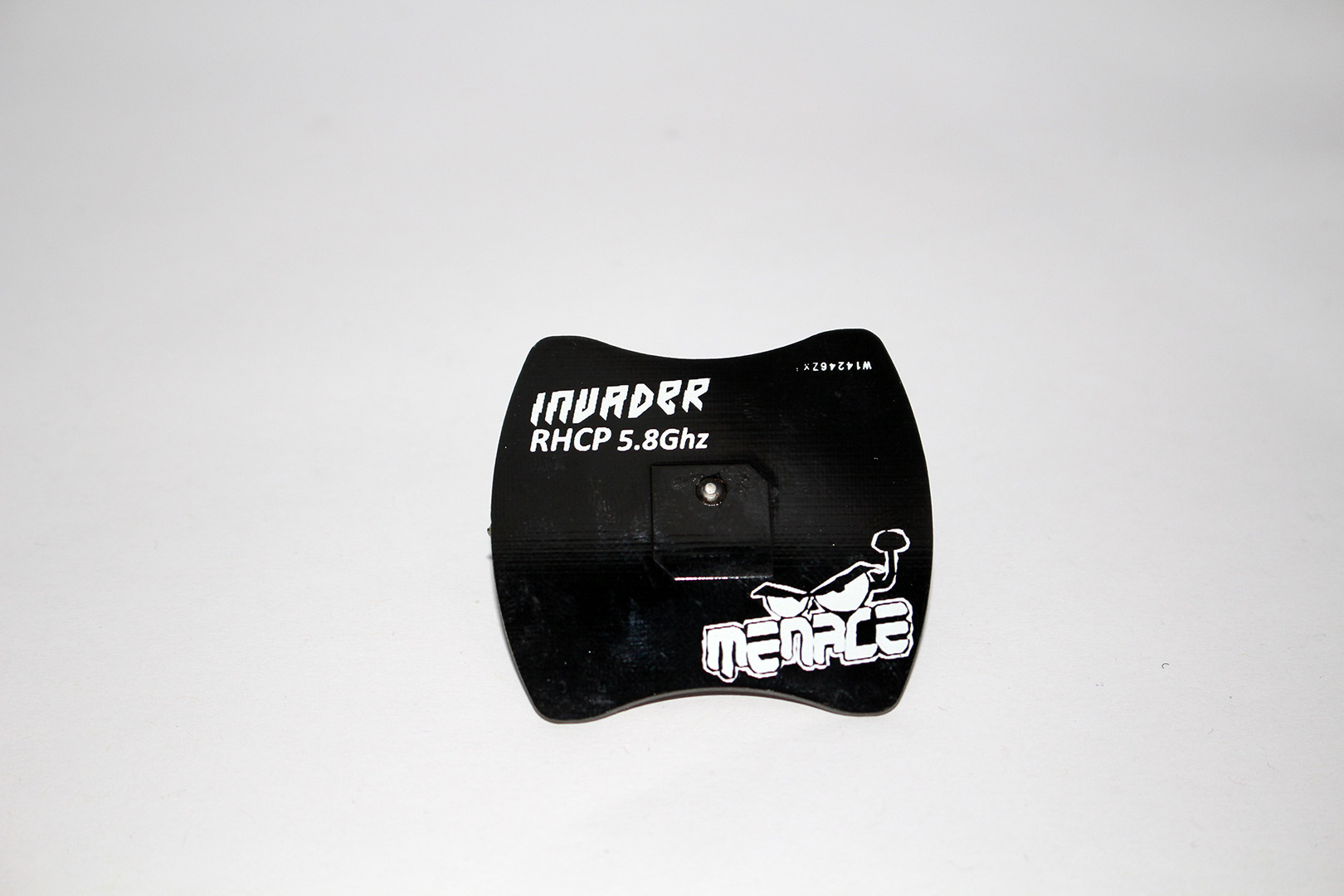 MenaceRC Invader : une antenne patch qui vaut le coup d'oeil ! - HomeLab